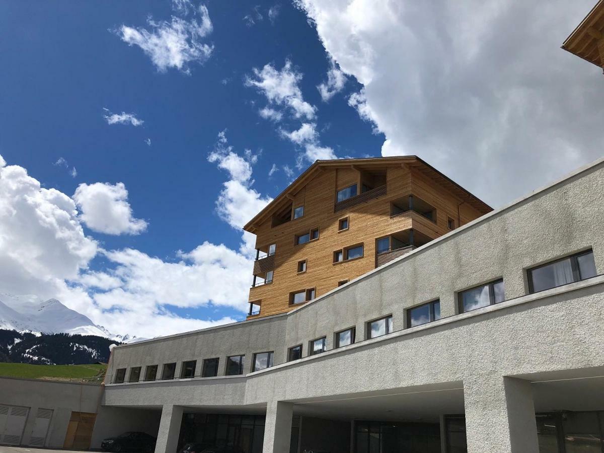 Catrina Hostel Disentis Eksteriør billede